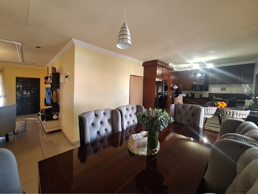 3 Bedroom Property for Sale in Melodie North West